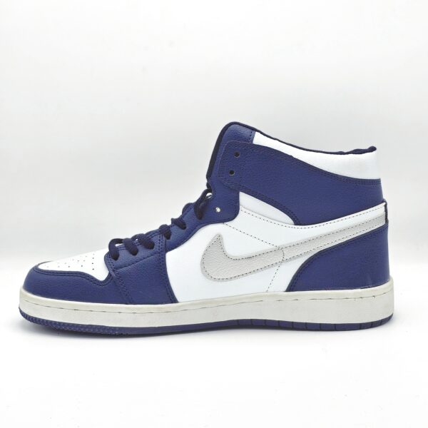 Nike Air Jordan Blue & White