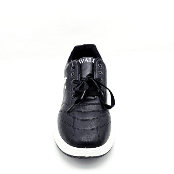 👟 Men’s Sports Shoes – Black &amp; White
