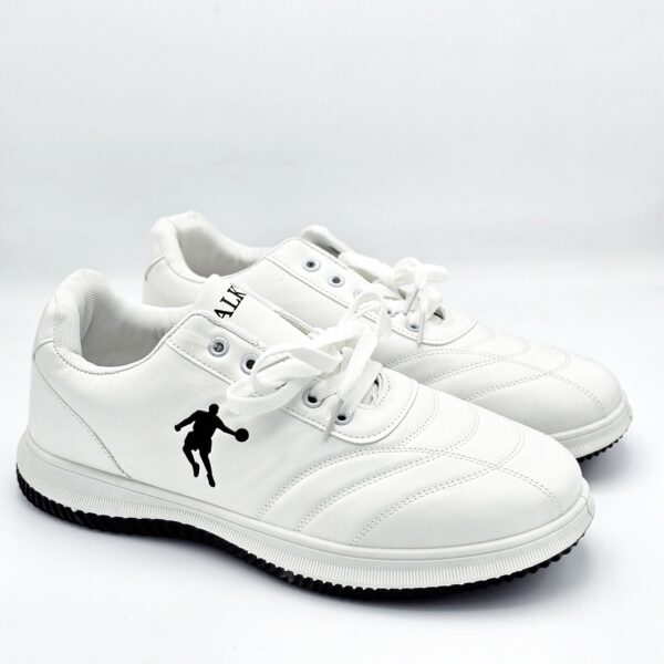 👟 Men’s Sports Shoes – White &amp; Black